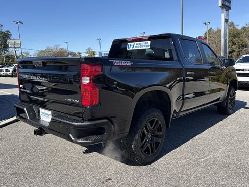 Used 2023 Chevrolet Silverado 1500 Custom Trail Boss image 3