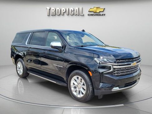 Used 2024 Chevrolet Suburban Premier image 4