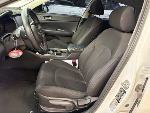 Used 2019 Kia Optima LX w/ LX 17" Wheel Package FWD image 5