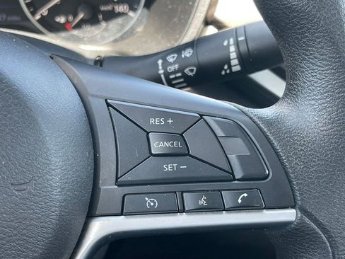 Used 2024 Nissan Altima 2.5 SV FWD image 21