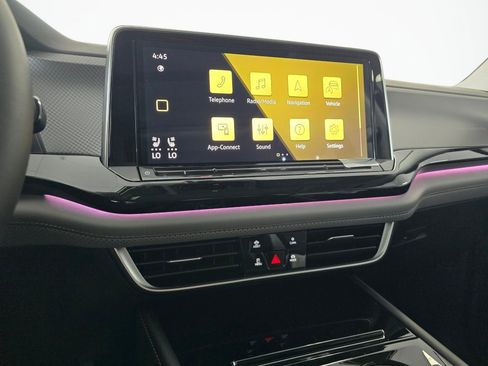 New 2026 Volkswagen Atlas Peak Edition AWD/4WD image 24