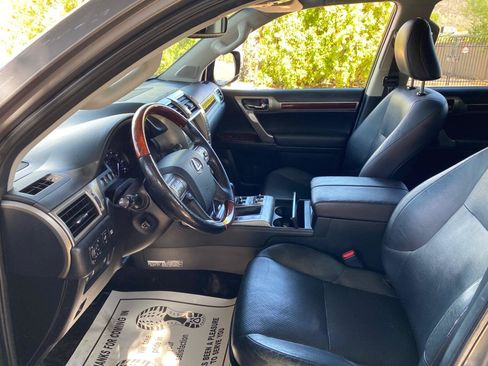 Used 2014 Lexus GX 460 Luxury AWD/4WD image 30