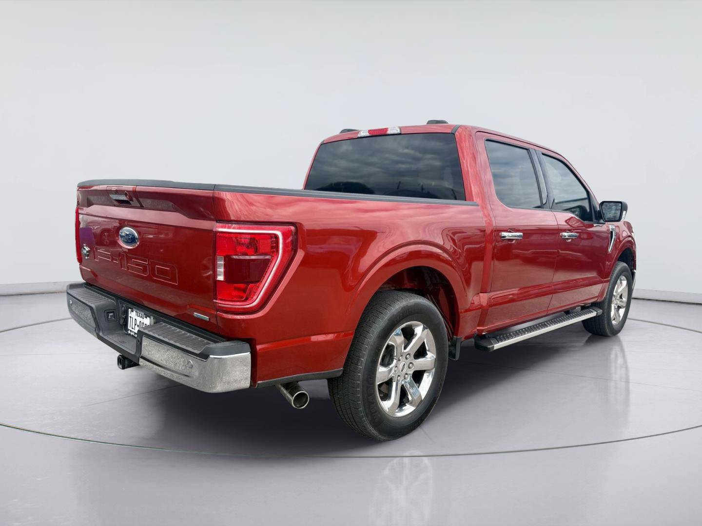 Used 2023 Ford F150 XLT w/ Equipment Group 302A High RWD image 5