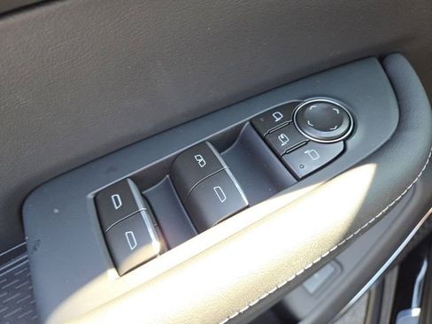 New 2026 Buick Enclave Avenir w/ Super Cruise Package image 11