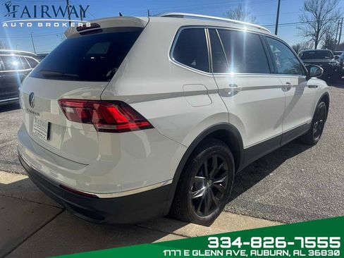 Used 2024 Volkswagen Tiguan SE image 6