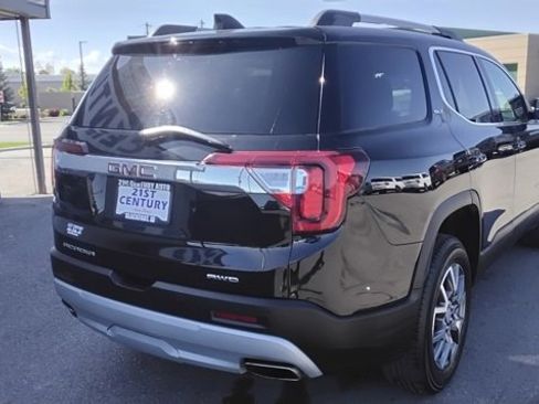 Used 2023 GMC Acadia SLT image 10