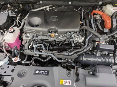 Used 2024 Toyota RAV4 AWD Hybrid image 34