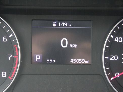 Used 2019 Kia Forte S image 10