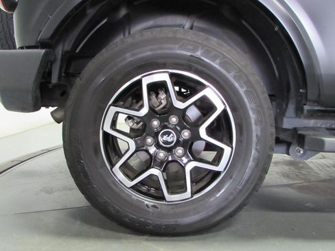 Certified 2022 Ford Bronco Outer Banks AWD/4WD image 9