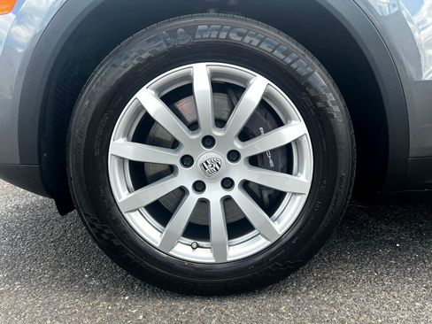 Used 2021 Porsche Cayenne image 29