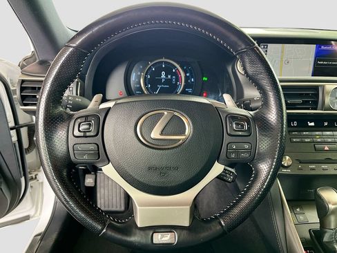 Used 2020 Lexus IS 300 F Sport w/ F Sport Package RWD image 11