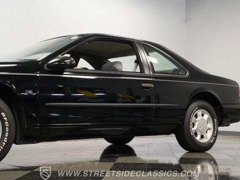 Used 1994 Ford Thunderbird LX RWD image 23
