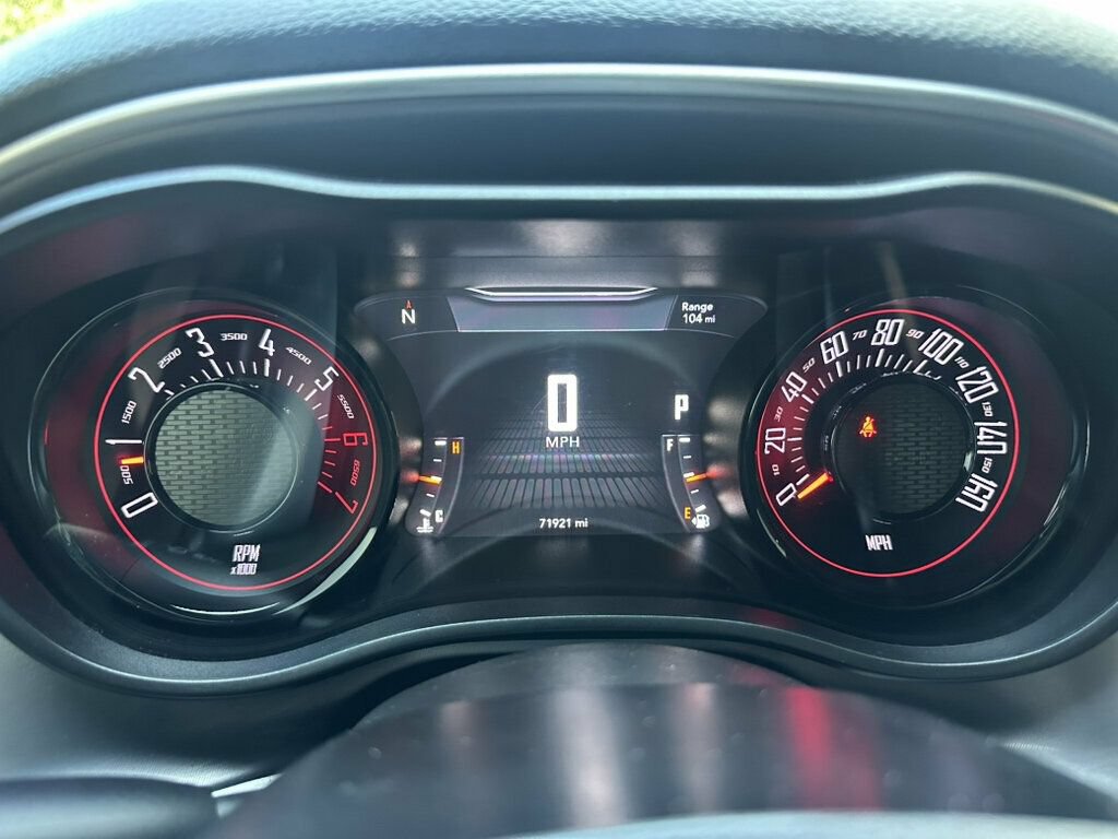 Used 2019 Dodge Challenger R/T w/ Driver Convenience Group RWD image 11