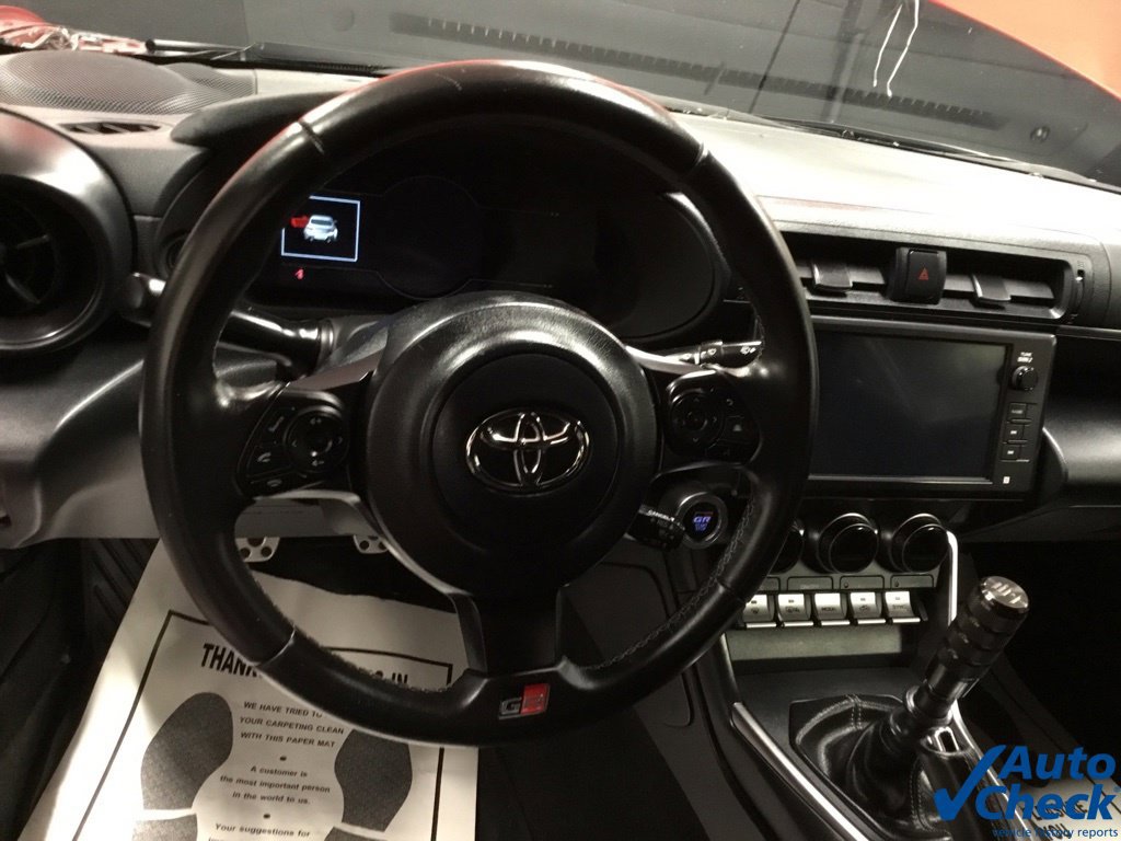 Used 2024 Toyota GR86 Premium RWD image 34