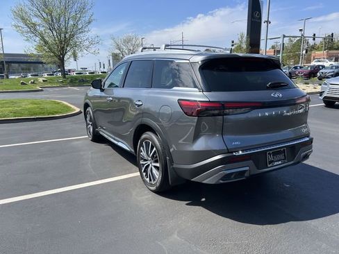 Used 2023 INFINITI QX60 Sensory w/ Cargo Package image 5