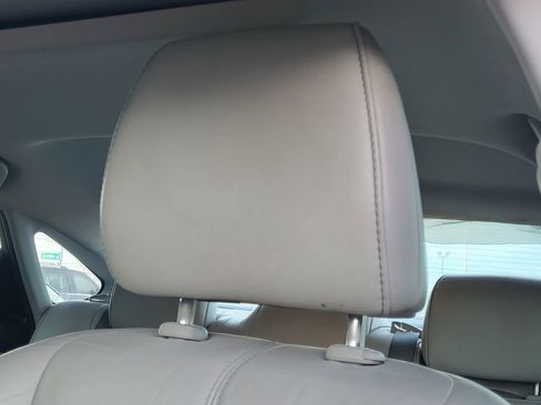 Used 2013 Toyota Avalon Limited image 13