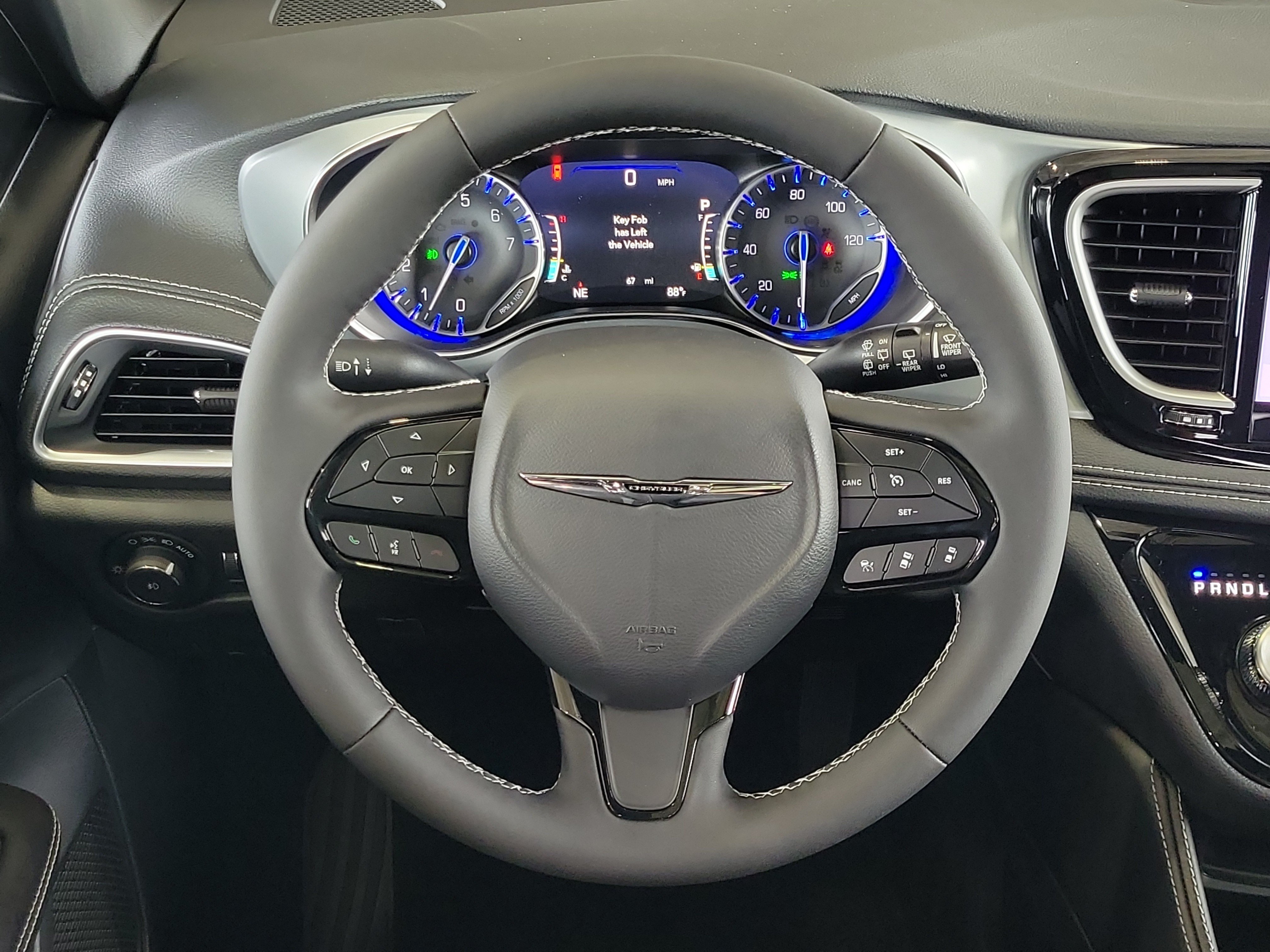 New 2026 Chrysler Pacifica Limited w/ S Appearance Package FWD image 14