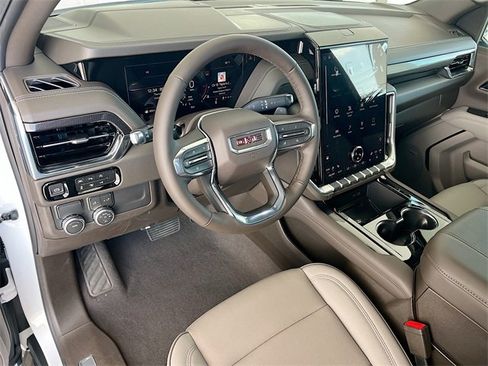 New 2026 GMC Yukon XL Elevation image 6