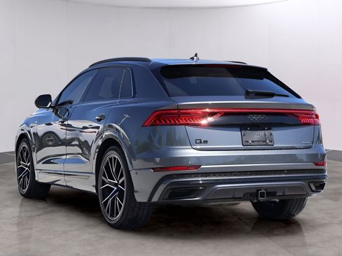 Used 2022 Audi Q8 Prestige w/ Prestige Package AWD/4WD image 5