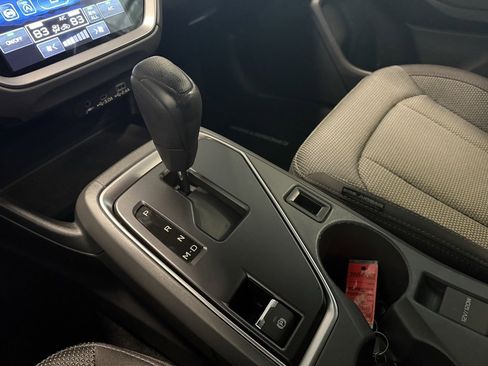 Used 2024 Subaru Crosstrek 2.0i Premium w/ Popular Package #4 image 12