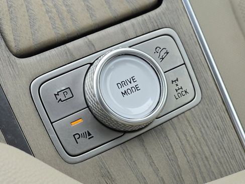 Used 2021 Genesis GV80 2.5T w/ Prestige Package 04 image 11