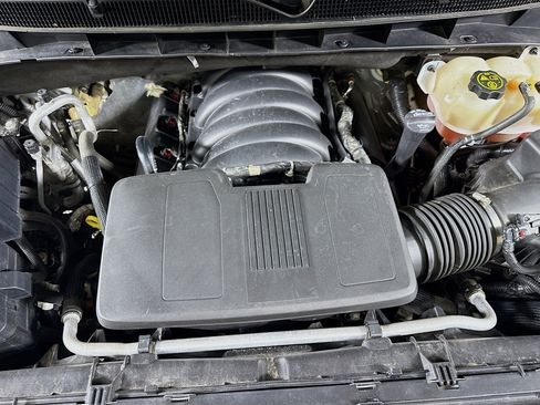 Used 2021 GMC Yukon XL Denali w/ Denali Premium Package image 39