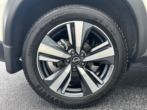 Used 2023 Nissan Rogue Platinum w/ Platinum Premium Package image 34