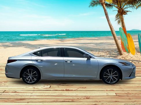 Used 2023 Lexus ES 350 w/ Premium Package FWD image 7