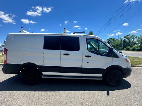 Used 2019 Ford Transit 250 130 Low Roof w/ Exterior Upgrade Package RWD image 4