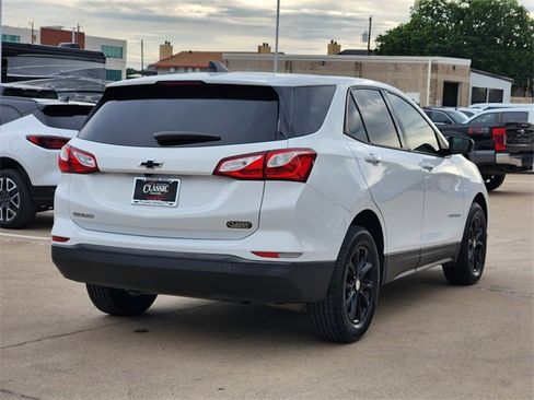 Used 2019 Chevrolet Equinox LS w/ LS Convenience Package FWD image 14