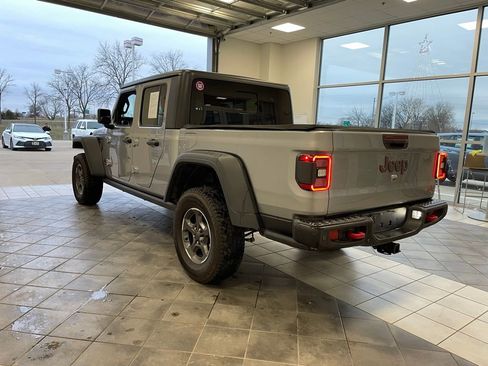 Used 2020 Jeep Gladiator Rubicon w/ Uconnect 4C Nav & Sound Group image 7