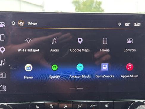 Used 2025 Chevrolet Colorado LT w/ LT Convenience Package AWD/4WD image 19