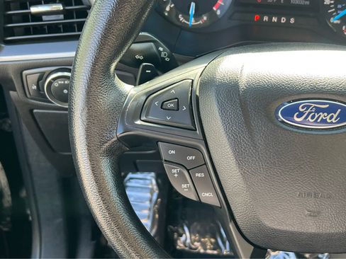 Used 2017 Ford Edge SE AWD/4WD image 32
