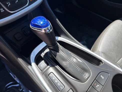 Certified 2019 Chevrolet Volt LT w/ Power Convenience Package FWD image 22