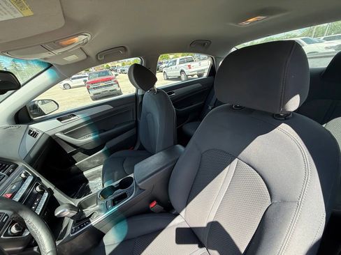 Used 2019 Hyundai Sonata SEL FWD image 13