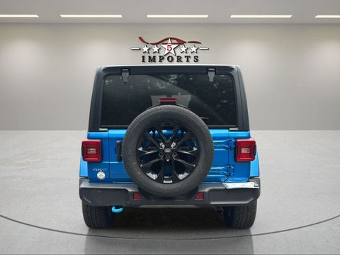 Used 2023 Jeep Wrangler Unlimited Sahara w/ Cold Weather Group AWD/4WD image 4