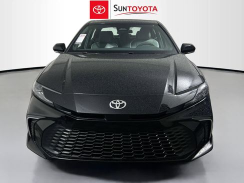 New 2026 Toyota Camry SE image 10