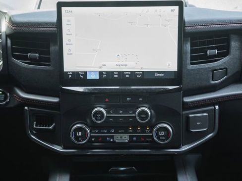 Used 2022 Ford Expedition Max Limited AWD/4WD image 32