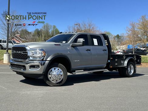 Used 2024 RAM 4500 SLT w/ Quick Order Package 2YG SLT image 1