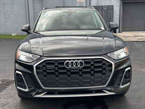 Used 2023 Audi Q5 2.0T Premium Plus w/ Premium Plus Package AWD/4WD image 3