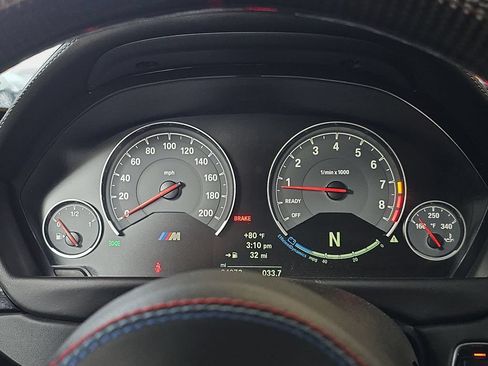 Used 2018 BMW M3 RWD image 21