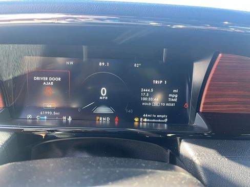 Used 2020 Lincoln Navigator Standard image 6