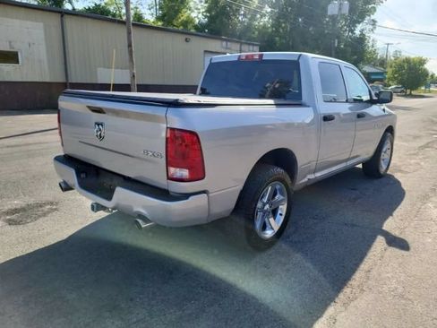Used 2016 RAM 1500 Express AWD/4WD image 5