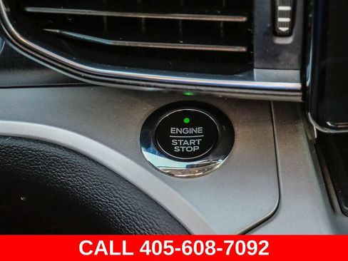 Used 2021 Ford Explorer XLT w/ Equipment Group 202A AWD/4WD image 37