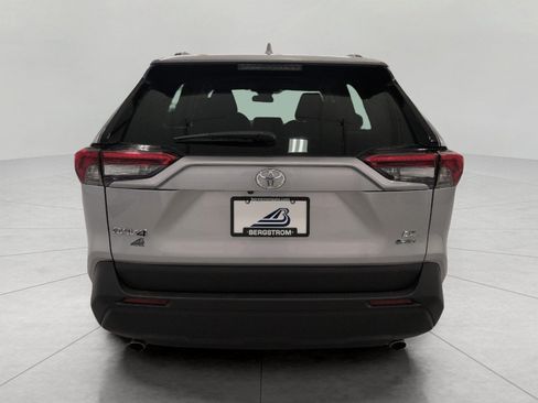Used 2025 Toyota RAV4 LE AWD/4WD image 24