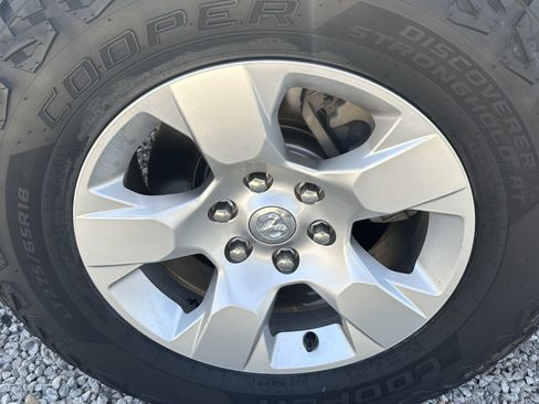 Used 2020 RAM 1500 Big Horn AWD/4WD image 12