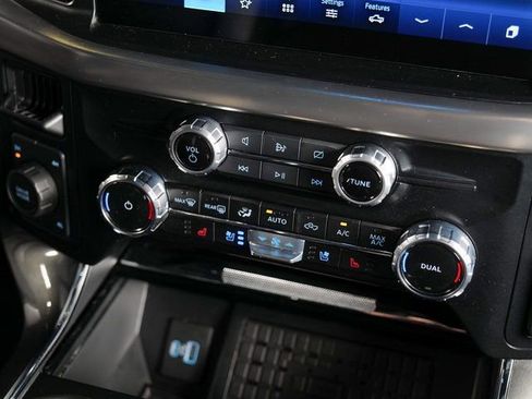 Used 2023 Ford F150 Lariat w/ Equipment Group 502A High AWD/4WD image 18