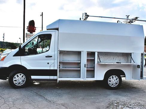 Used 2019 Ford Transit 350 138 w/ Exterior Upgrade Package RWD image 5