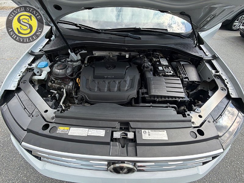 Used 2019 Volkswagen Tiguan SEL R-Line AWD/4WD image 30