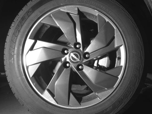 Used 2025 Nissan Rogue SV FWD image 13